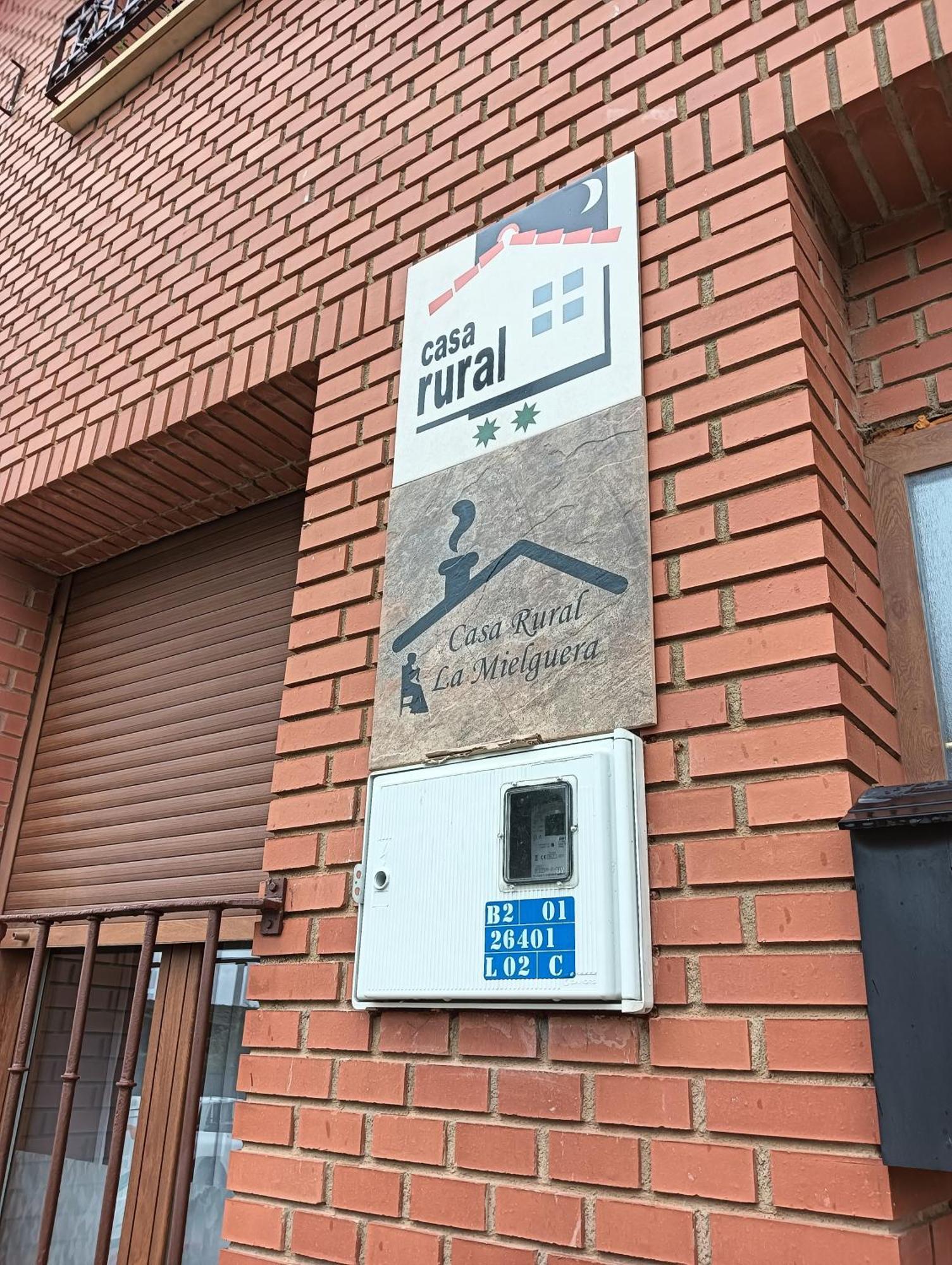 La Mielguera *